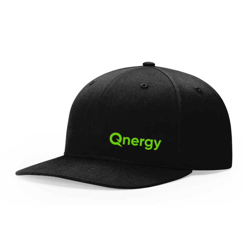 QNERGY RISHARDSON 6 PANEL TWILL CAP - BLACK - SIDE PANEL LOGO